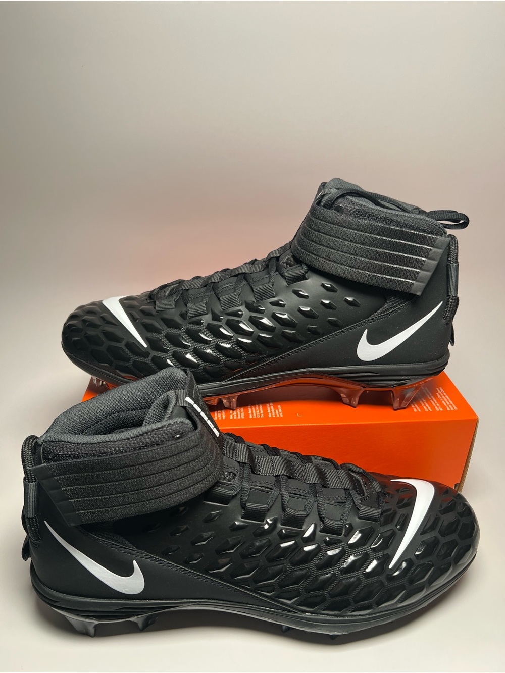 Nike Force Savage Pro 2 Football Cleats AH4000-002 Men’s Size 14 Black RARE NEW